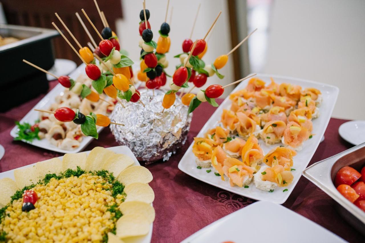 Complex Balnear Cerbul Hotel Covasna Ngoại thất bức ảnh