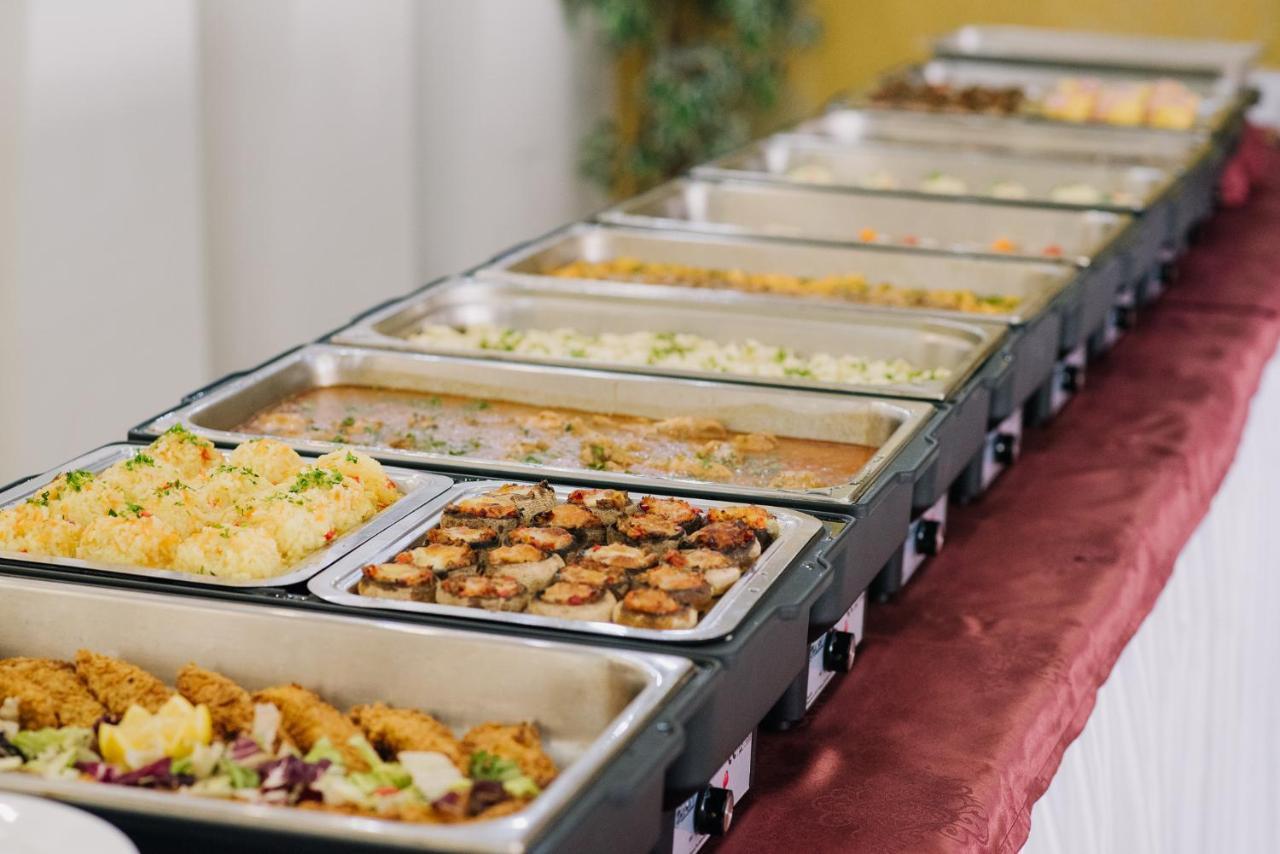 Complex Balnear Cerbul Hotel Covasna Ngoại thất bức ảnh
