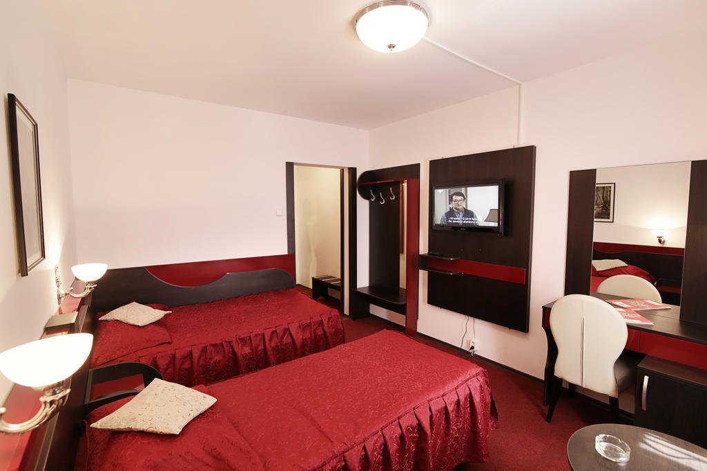 Complex Balnear Cerbul Hotel Covasna Phòng bức ảnh